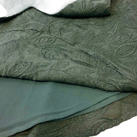 LOFT Sleeveless Embroidered Green Top Size S - Picture 7 of 10